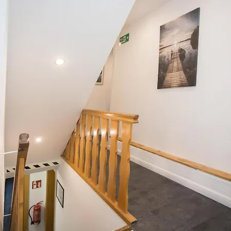 Holiday home - 'ferienhaus K17 Voor 18 Pers' - Kirchstrasse 17 |