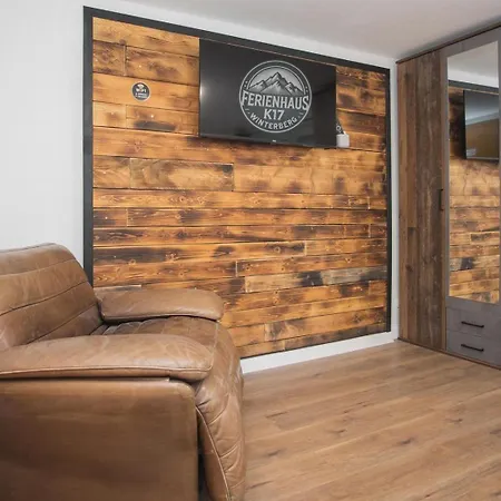 - 'ferienhaus K17 Voor 18 Pers' - Kirchstrasse 17 | Holiday home Winterberg