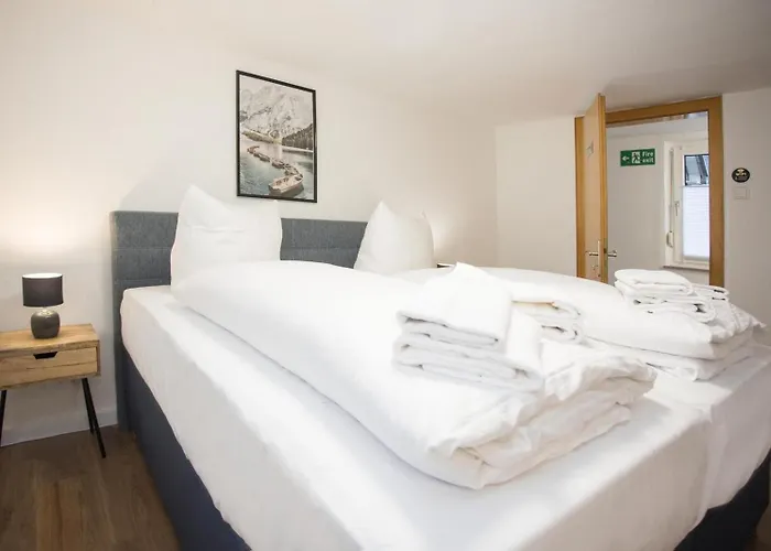 Welcome In - Groepsaccommodatie Met Terras En Berging Tatil Evi *